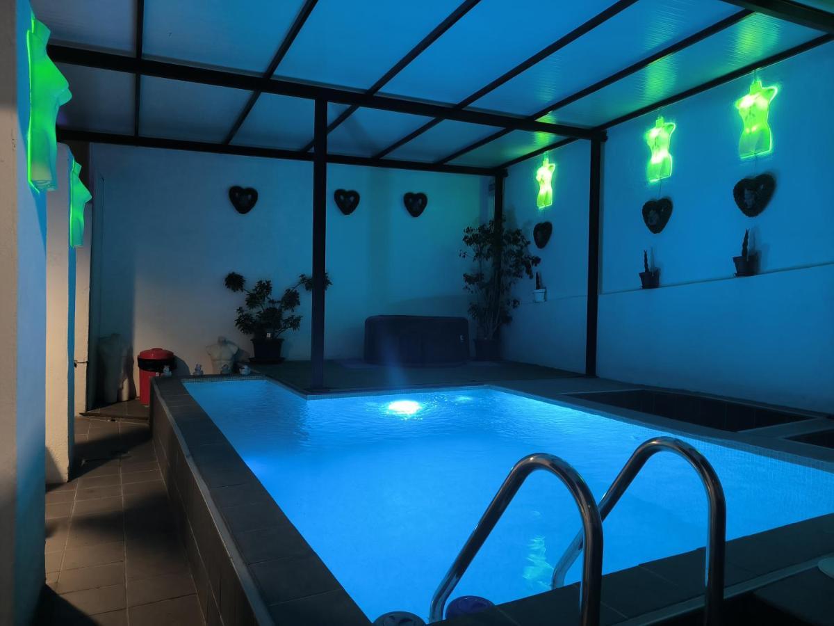 Pinar Suites Habitaciones Torremolinos Exterior photo